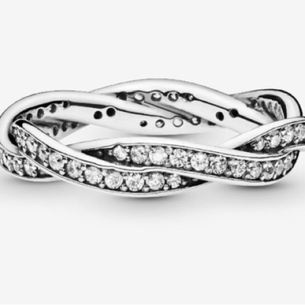 Pandora Twist of Fate Ring (size 6)